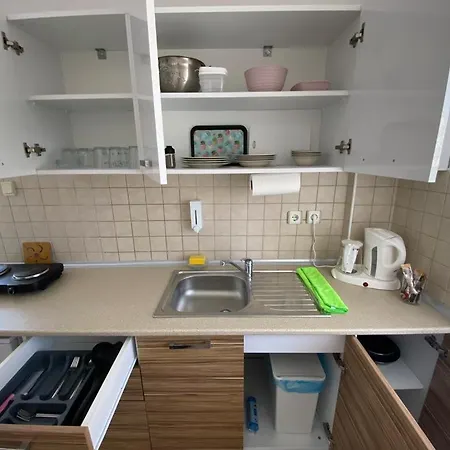 Fa&ber Homes 马尔马里斯