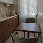 Fa&ber Homes *